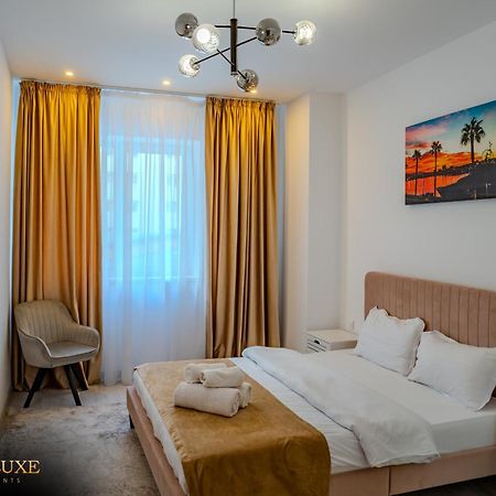 Yamaluxe Apartments - Silent & Primitive With Relaxing Area Bukarest Exteriör bild