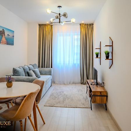 Yamaluxe Apartments - Silent & Primitive With Relaxing Area Bukarest Exteriör bild