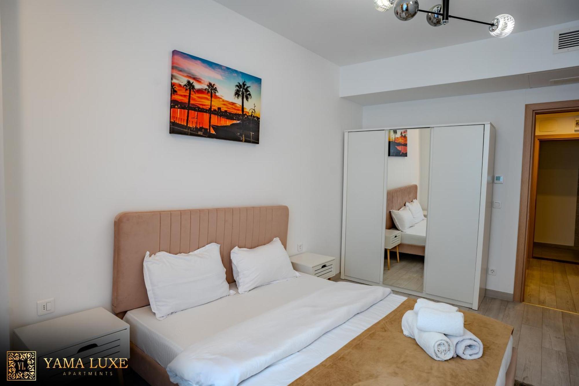 Yamaluxe Apartments - Silent & Primitive With Relaxing Area Bukarest Exteriör bild